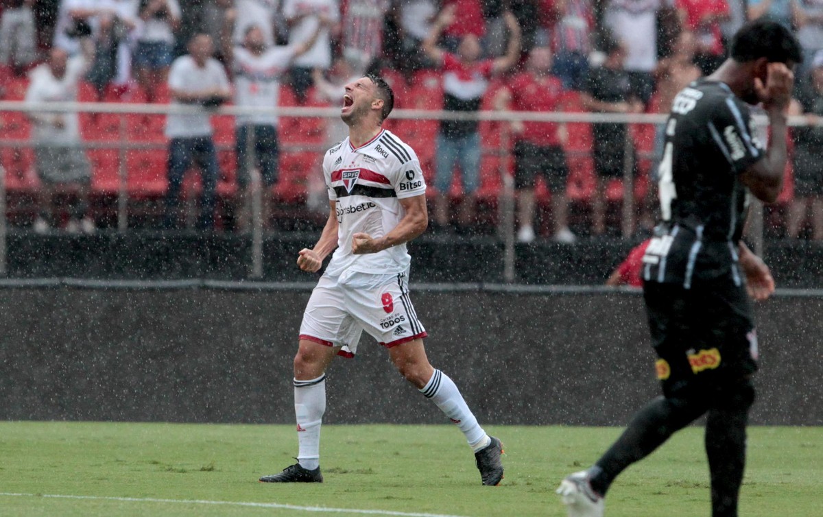 Com São Paulo x Corinthians, confira os jogos do Brasileirão deste domingo  (11)