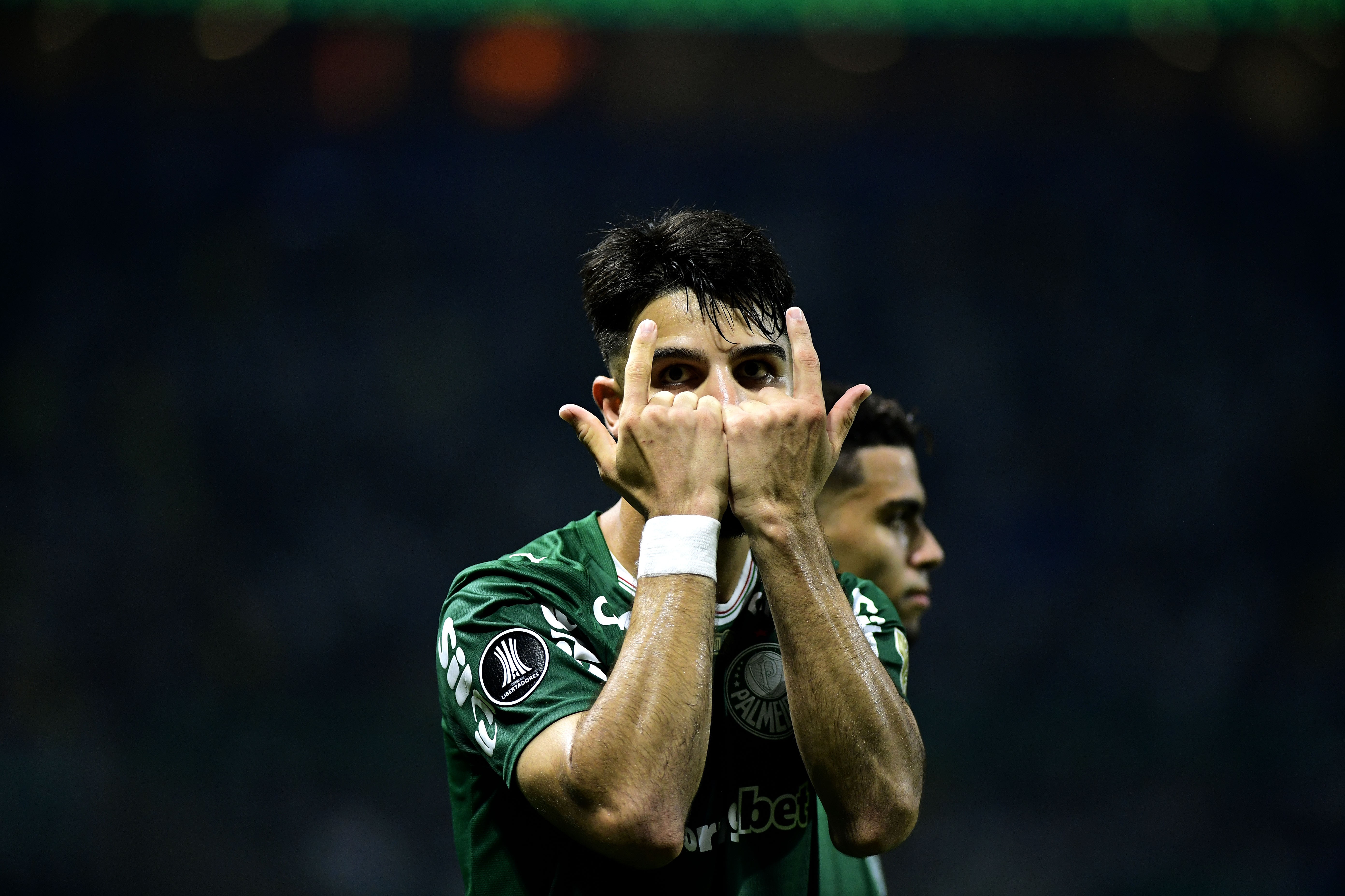 Flaco López decide contra o Sporting Cristal e mira Seleção Argentina