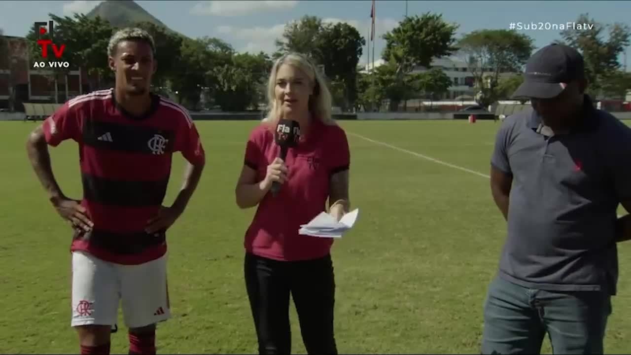 Filho de Beto, Pedrinho faz golaço pelo Flamengo Sub-20: 'Quando estou loiro, esquece'