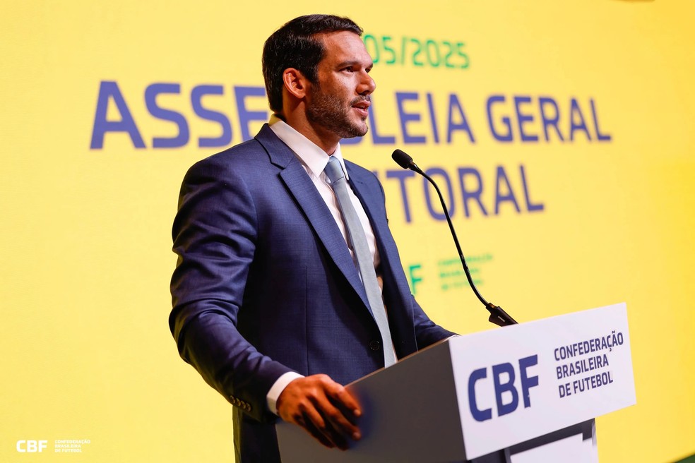 Samir Xaud em seu primeiro discurso como o novo presidente da CBF — Foto: Rafael Ribeiro/CBF