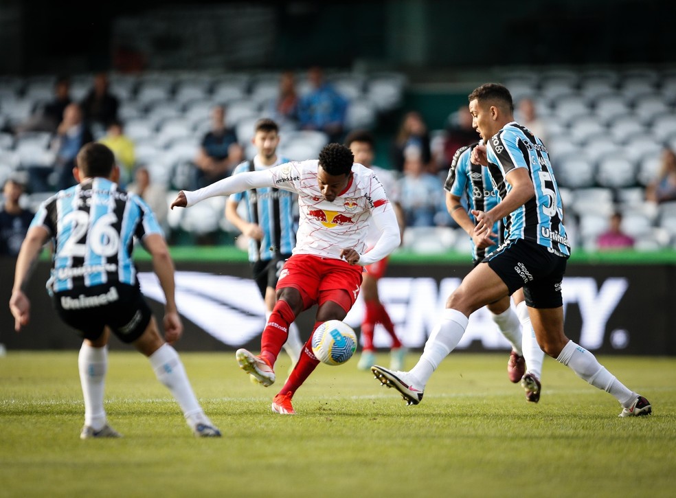 Eric Ramires em Grêmio x Bragantino — Foto: Ari Ferreira/Red Bull Bragantino