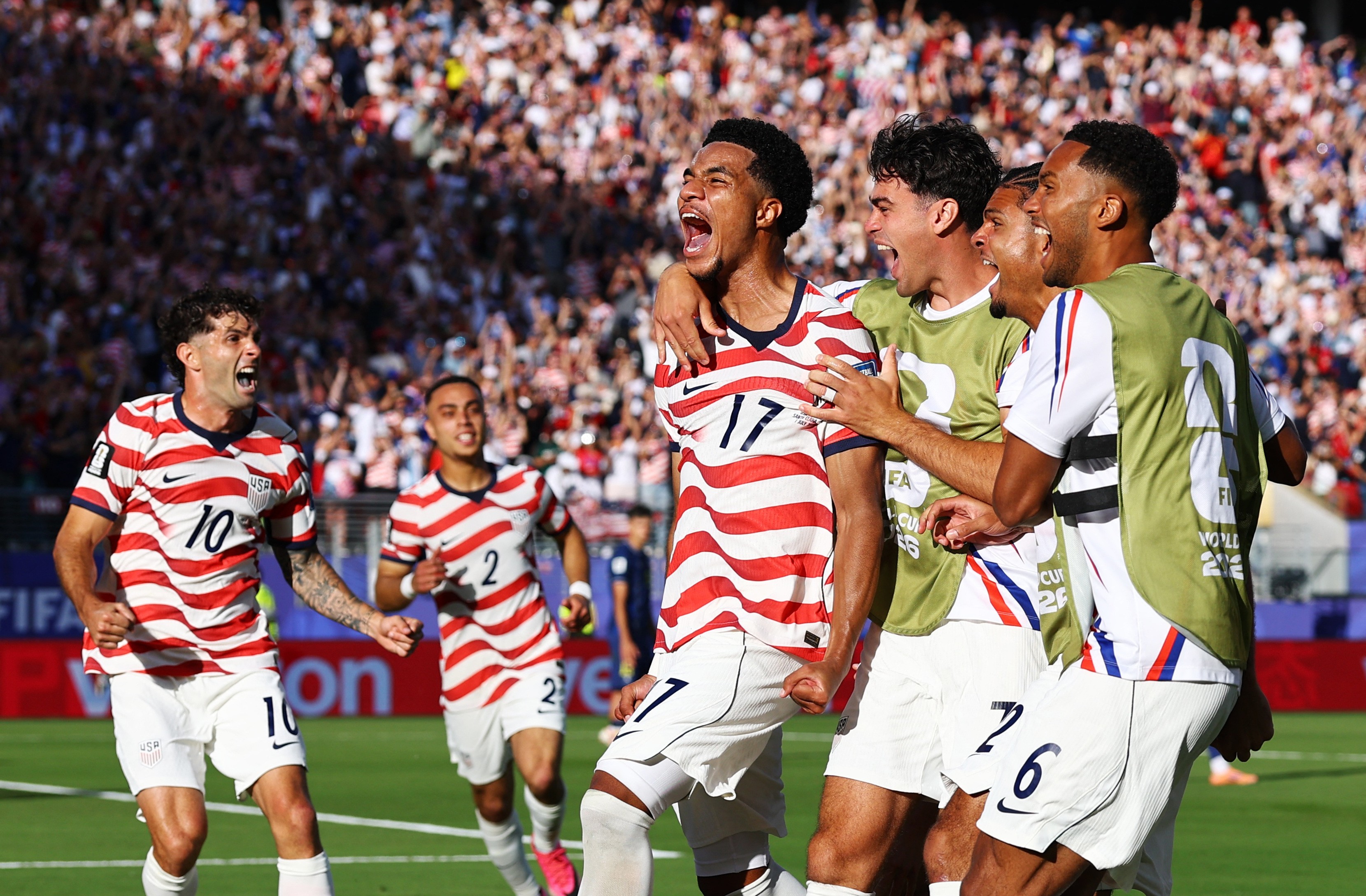 Web reage a bom jogo dos Estados Unidos na Copa do Mundo: "Praticando o soccer"