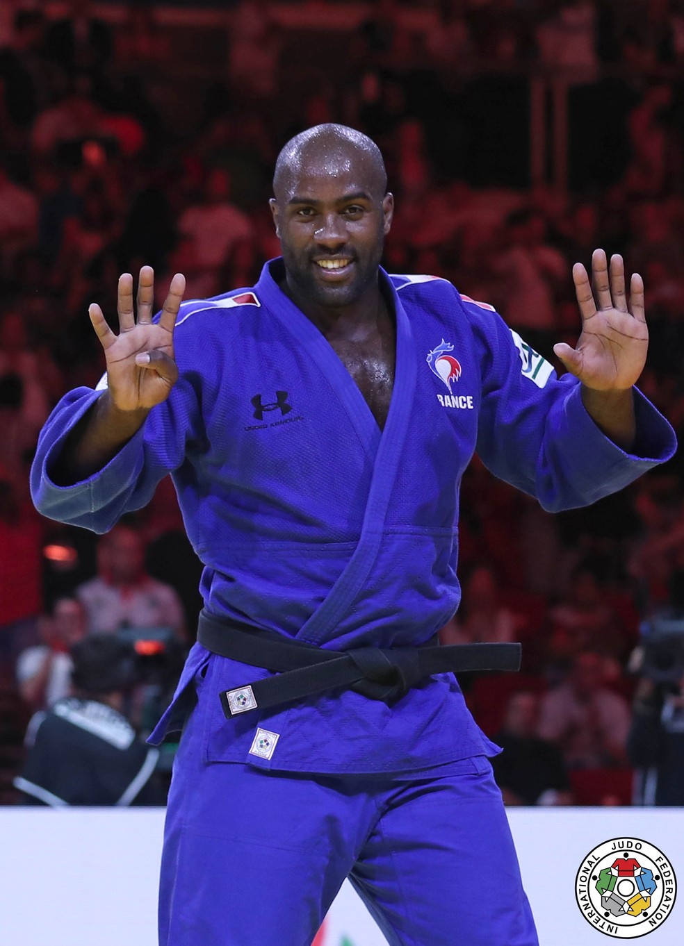 Teddy sales riner altura