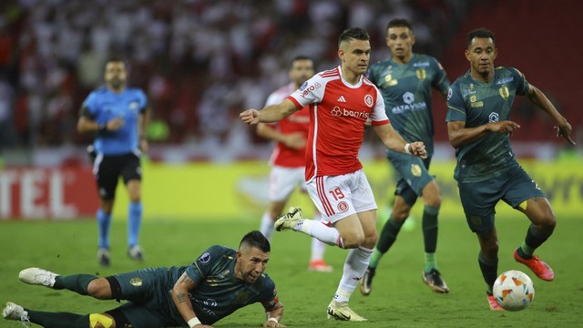 Rafael Borré em Inter x Tomayapo