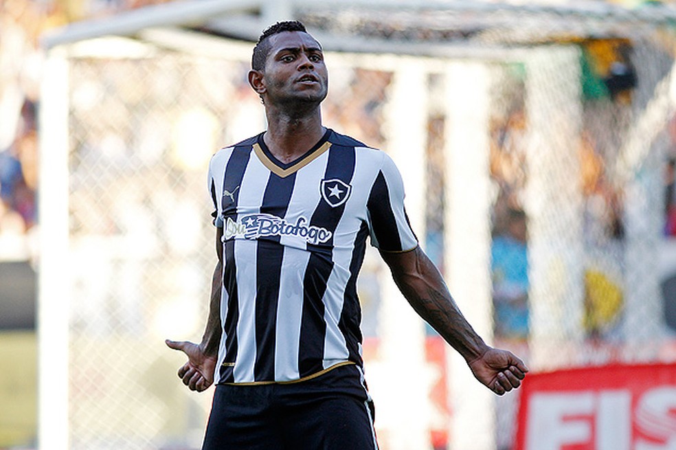 Jobson atuando pelo Botafogo em 2015, na Série B do Brasileiro — Foto: Divulgação | SSPress