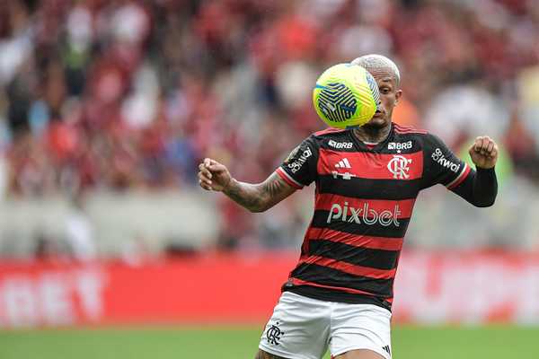 Wesley valoriza experiência no Flamengo e descarta possibilidade de mudança para Europa