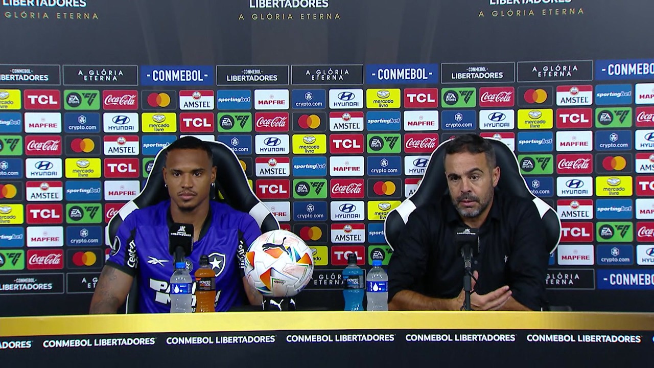 Artur Jorge explica o que mudou no Botafogo do primeiro para o segundo tempo