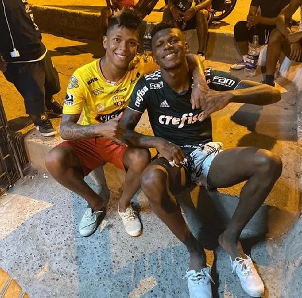 Arboleda vestiu a camisa do Palmeiras em 2019, quando já defendia o São Paulo — Foto: Reprodução