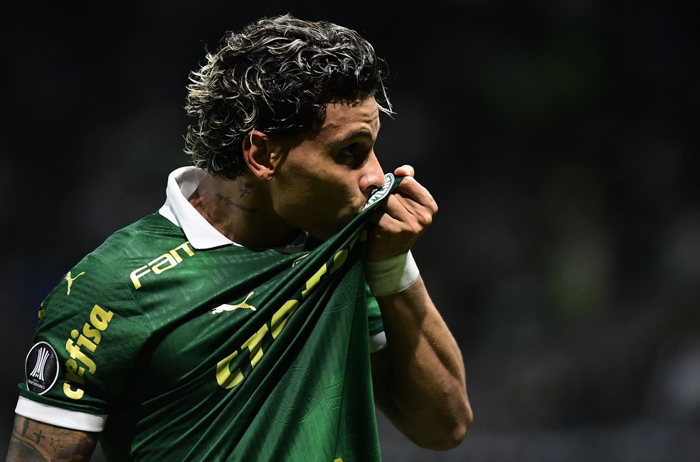 Richard Ríos comemora gol do Palmeiras contra o Del Valle — Foto: Marcos Ribolli