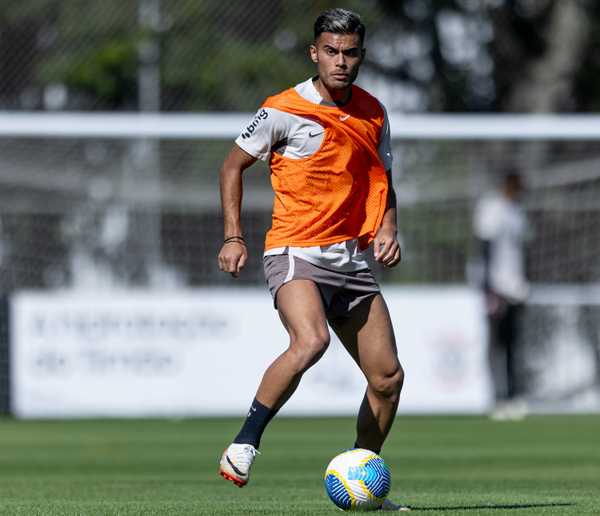 Atlético-MG encaminha contratação de Fausto Vera após acordo com Corinthians