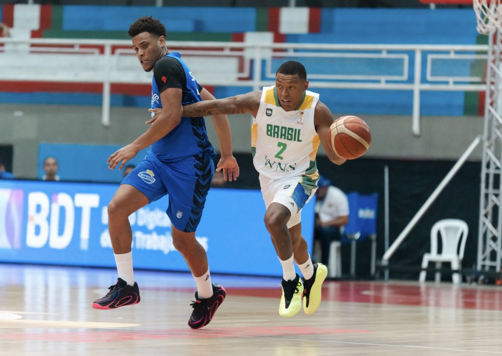 Brasil enfrenta a Venezuela nas eliminatórias de basquete — Foto: Divulgação/FIBA