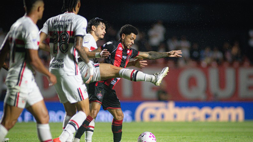 São Paulo 2 x 1 Vitória: assista aos gols e aos melhores momentos