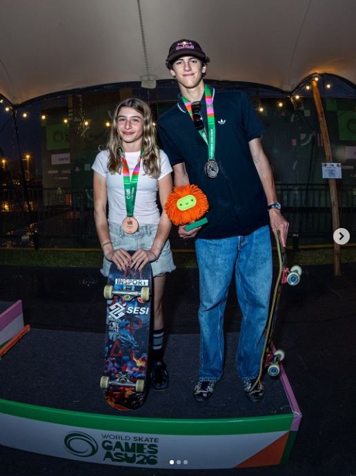 Gui Khury leva prata no Mundial de Skate Vert; Helena Laurino é bronze | Ge
