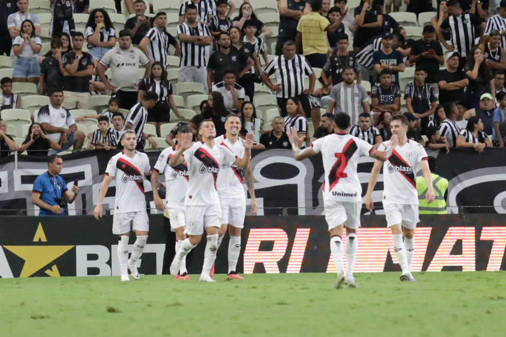 Ceará x Atlético-GO gol — Foto: Lucas Emanuel/AGIF