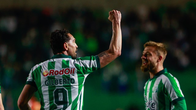 Gilberto comemora gol do Juventude contra o Sport Campeonato Brasileiro 2025