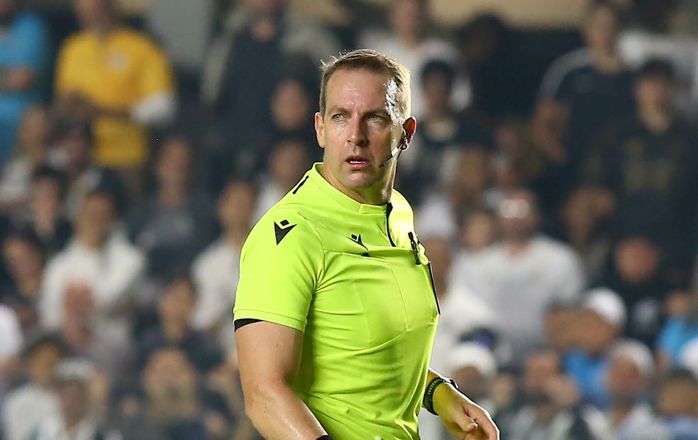 Árbitro Lucas Paulo Torezin vai apitar Cruzeiro x Bragantino