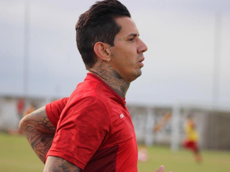 Victor Ramos alerta para importância da vitória diante do Criciúma: 