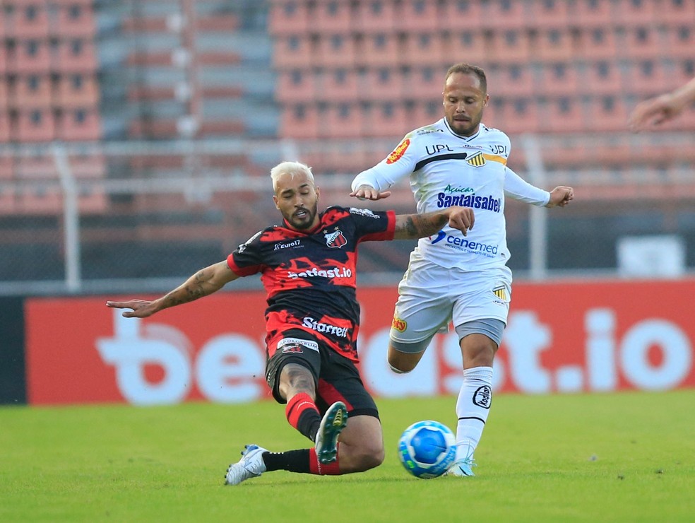 Cruzeiro Esporte Clube - Hoje é dia de clássico! Dia de jogo pegado e  difícil! Vamos entrar em campo com o nosso torcedor do nosso lado, com casa  cheia e esse será