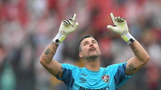 Perto de completar 45 anos, Fábio vive ano de recordes e volta a ser herói no Fluminense - Foto: (Jhony Pinho/AGIF)