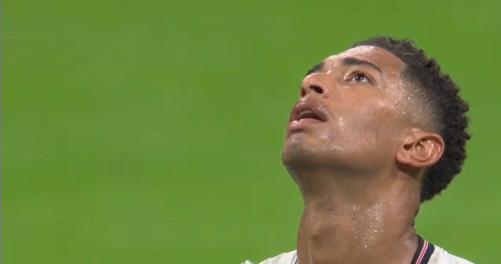 Câmera flagra corneta de Bellingham a Pickford após gol da Argentina: "No meio!"