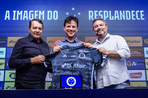 Mentalidade de Ronaldo: troféu da Série B no Cruzeiro, diz Mattos