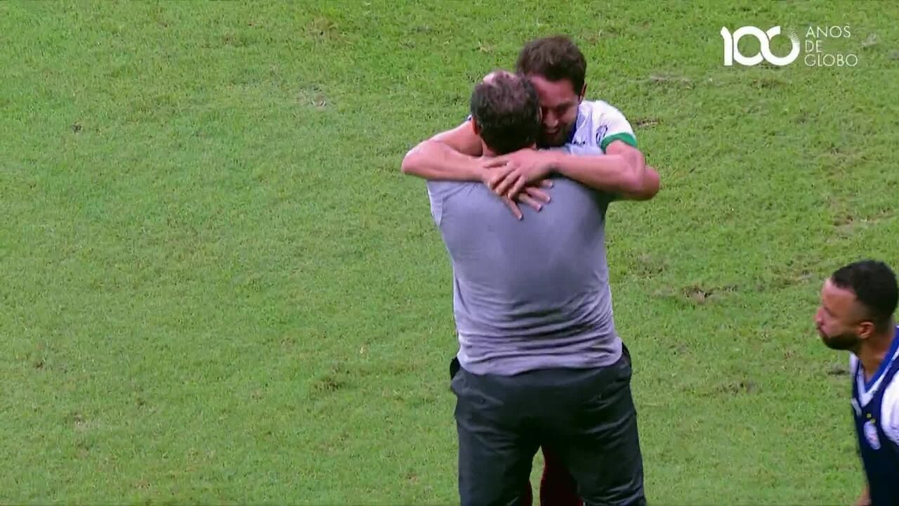 Banco de reservas do Bahia é decisivo pelo terceiro jogo seguido