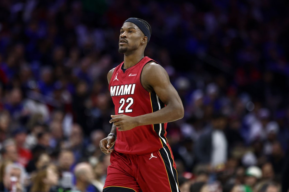 Jimmy Butler em ação pelo Miami Heat — Foto: Tim Nwachukwu/Getty Images