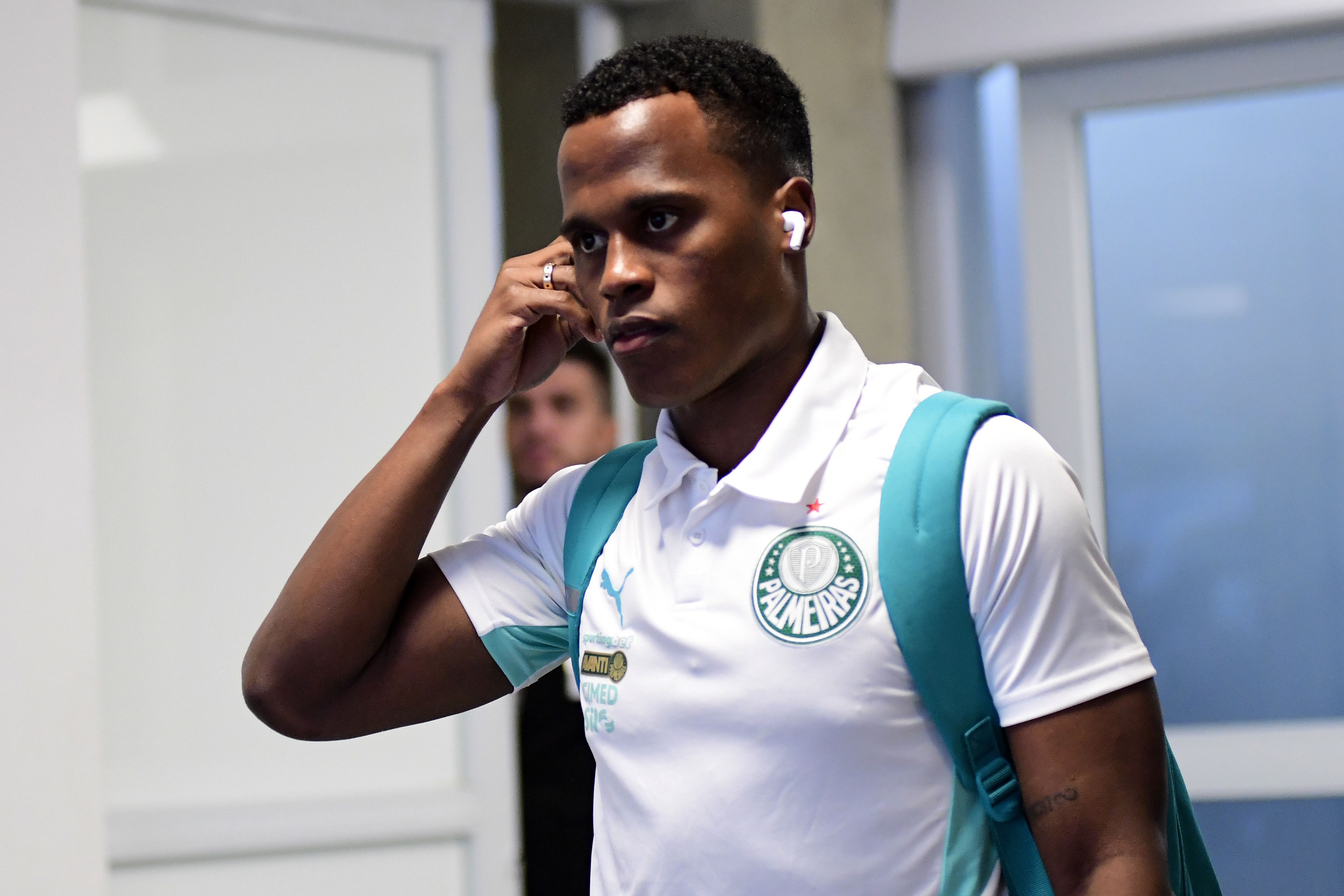 Entenda o por que John Arias ainda não deslanchou no Palmeiras!