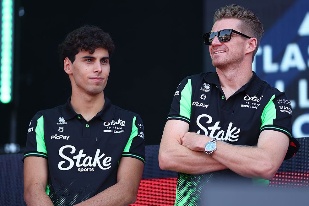 Gabriel Bortoleto e Nico Hulkenberg vão formar dupla de pilotos da Audi em 2026 — Foto: Andy Hone/LAT Images