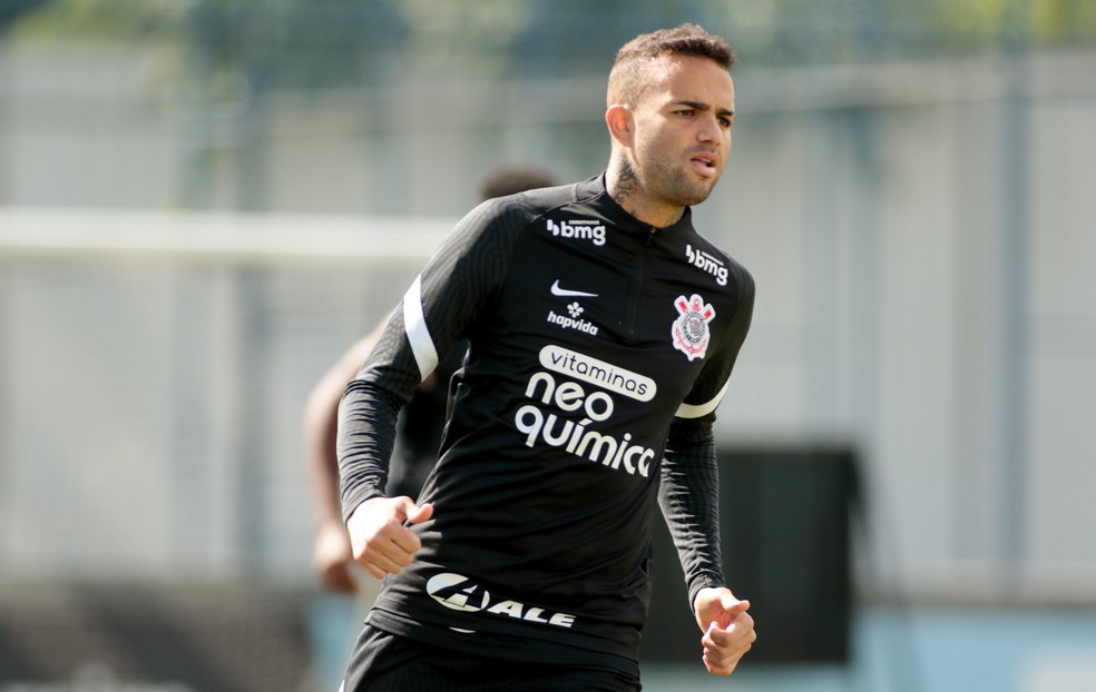 Renato revela intenção de trazer Luan de volta ao Grêmio