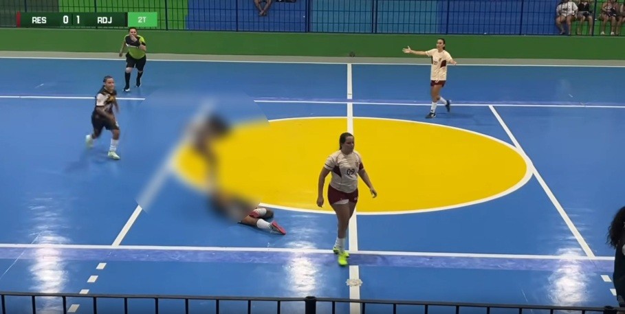 Jogadora agride adversárias em campeonato de futsal feminino no Ceará