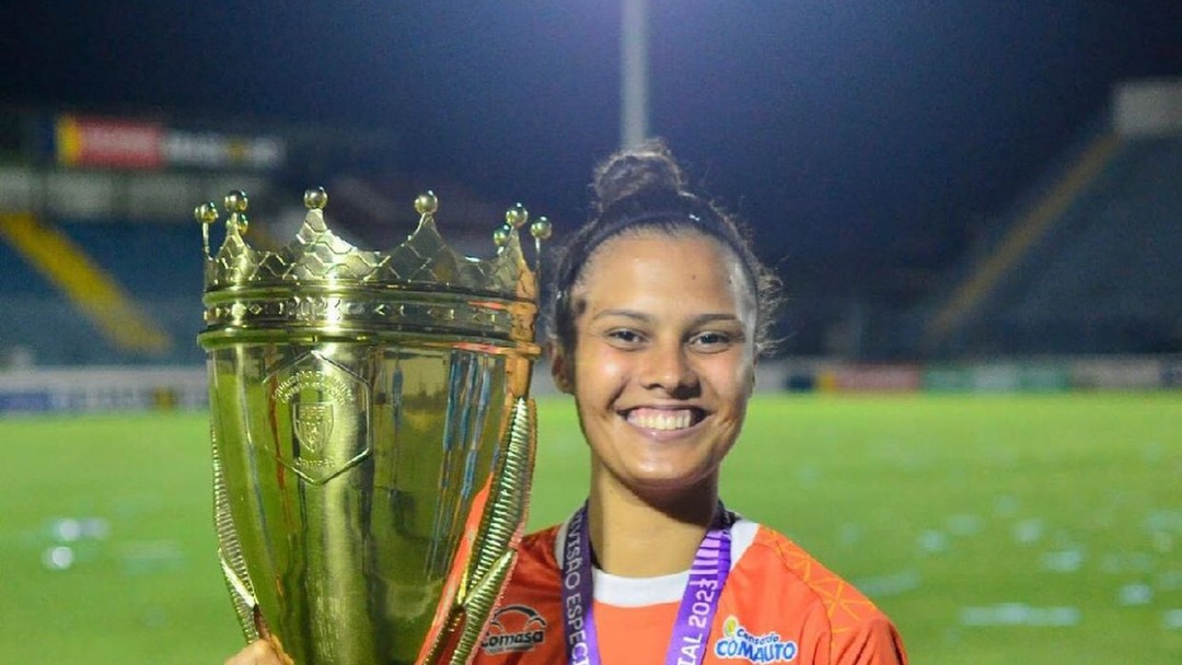 Estreia Feminina: Marília Atlético Clube Arrasa com Vitória de 5 a 0 no Campeonato  Paulista Feminino - O Mariliense