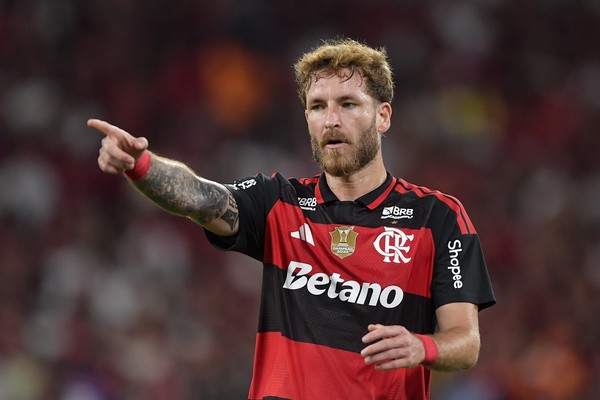 Flamengo pode contar com o retorno de três craques para enfrentar o Botafogo