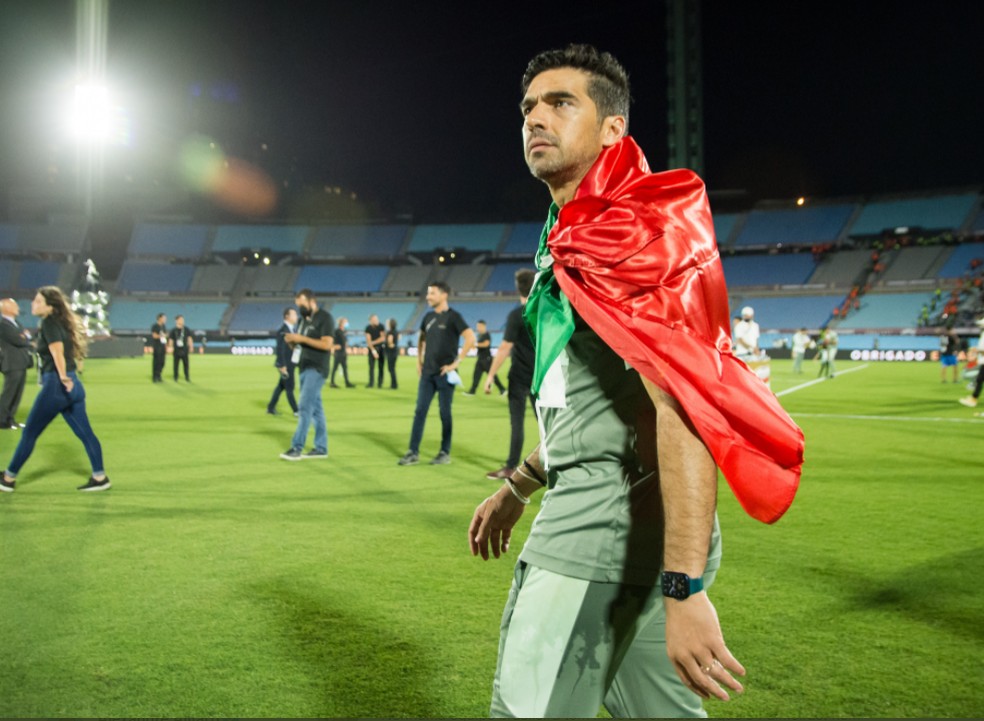 Abel Ferreira festeja título da Libertadores pelo Palmeiras — Foto: Divulgação/Palmeiras