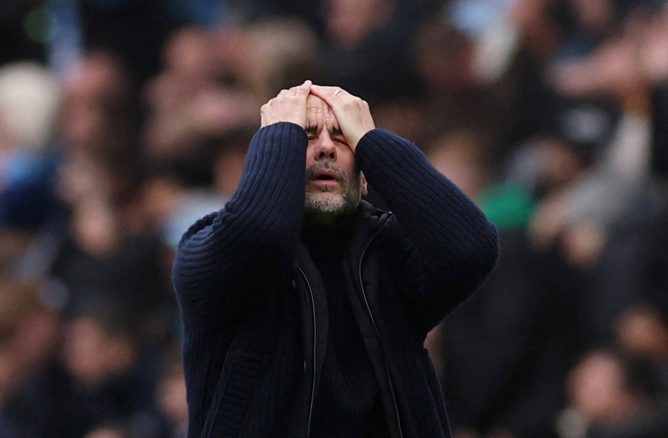 Arrependido por não contratar, Guardiola lamenta lesões do Manchester ...