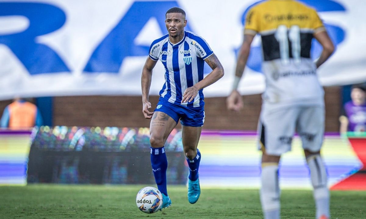 Avaí oficializa Pedrão para Série B: zagueiro retorna em definitivo