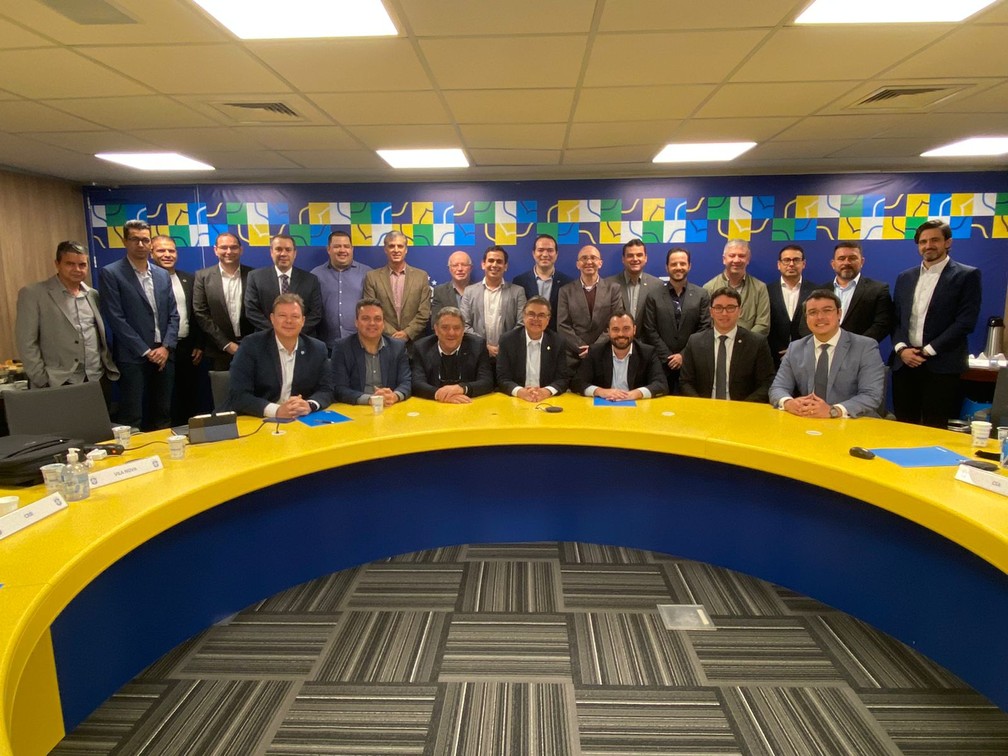 Em reunião, presidentes de 12 clubes brasileiros discutem criação