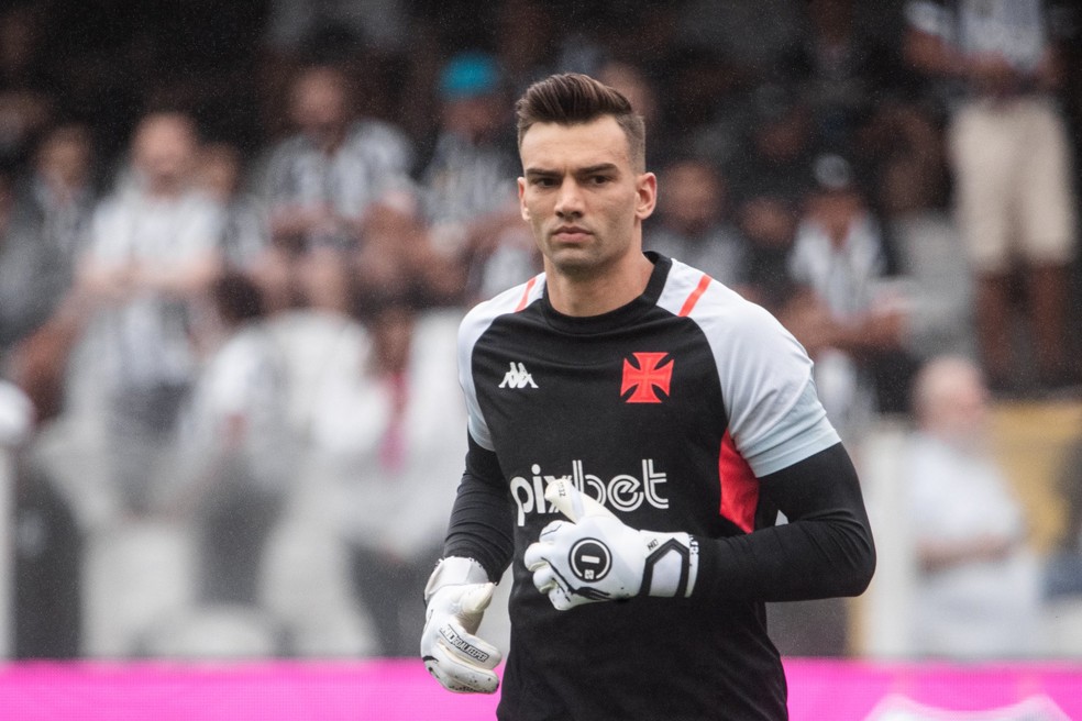 Vasco acertou a segunda parcela referente � compra de L�o Jardim, que estava atrasada � Foto: Leandro Amorim / Vasco