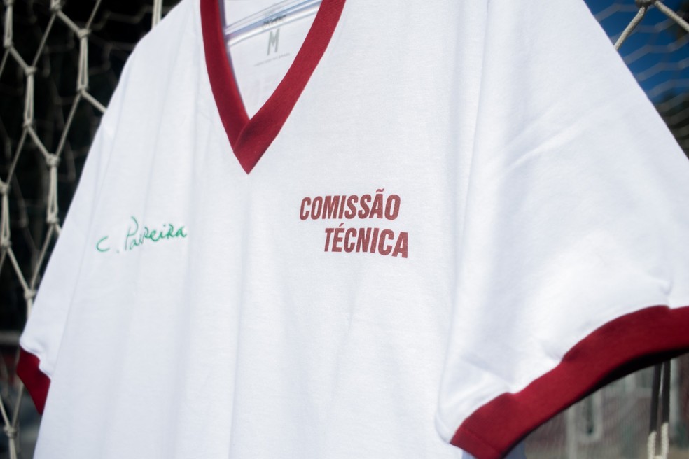 Fluminense vai lançar camisa retrô em homenagem a Parreira e título brasileiro de 1984 — Foto: Marina Garcia/FFC