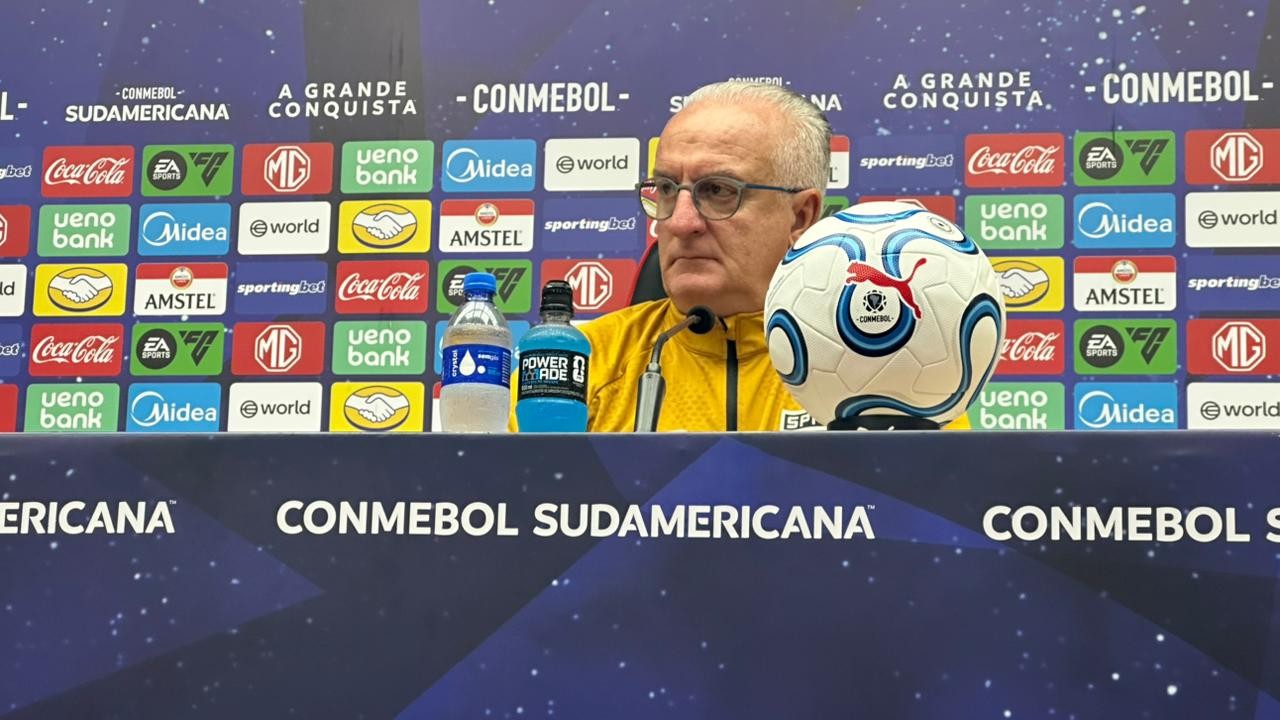 Dorival defende Dória e diz que São Paulo foi nervoso em empate: "Ansiedade toma a frente da razão"
