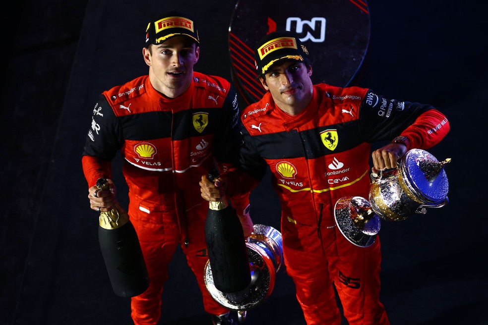 GP de Singapura: Ferrari mostra força de novo, e Sainz lidera