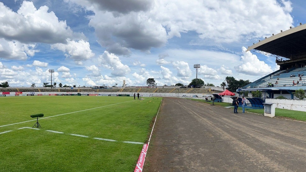 Estádio Arapucão recebe o jogo entre Jataiense e Atlético-GO nesta noite — Foto: Roberto Corrêa/Vila Nova F.C.