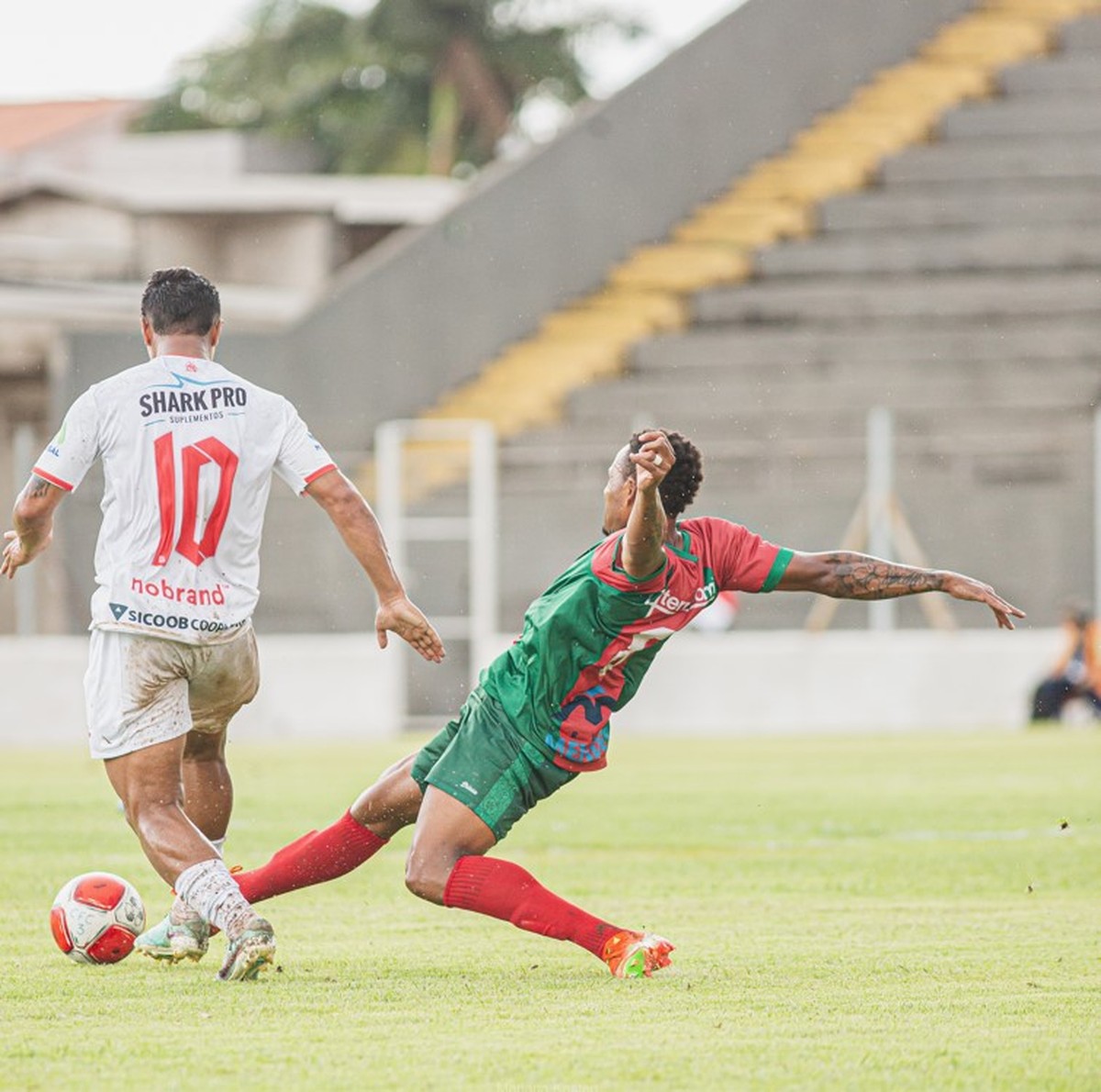 Capivariano vence Portuguesa Santista, garante permanência na Série A2 