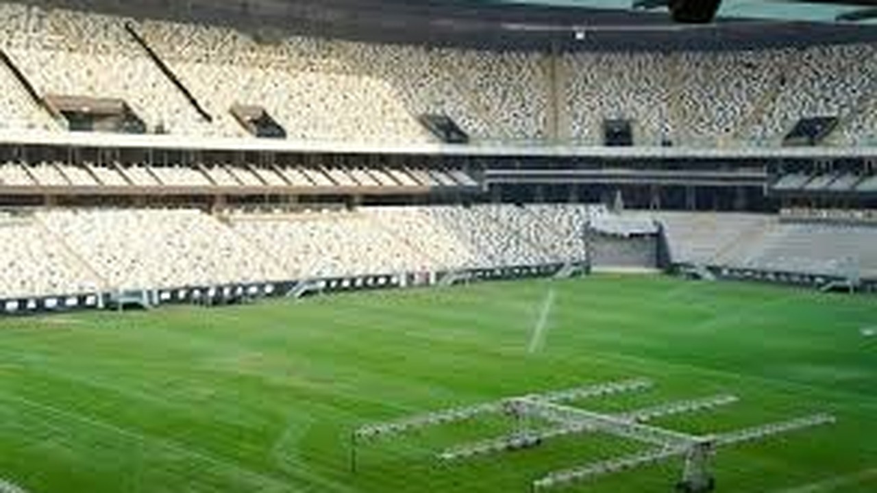 No fim do aNo fim do ano, Atlético inicia mudançabrasil fifagrama natural para sintética na arena do clube