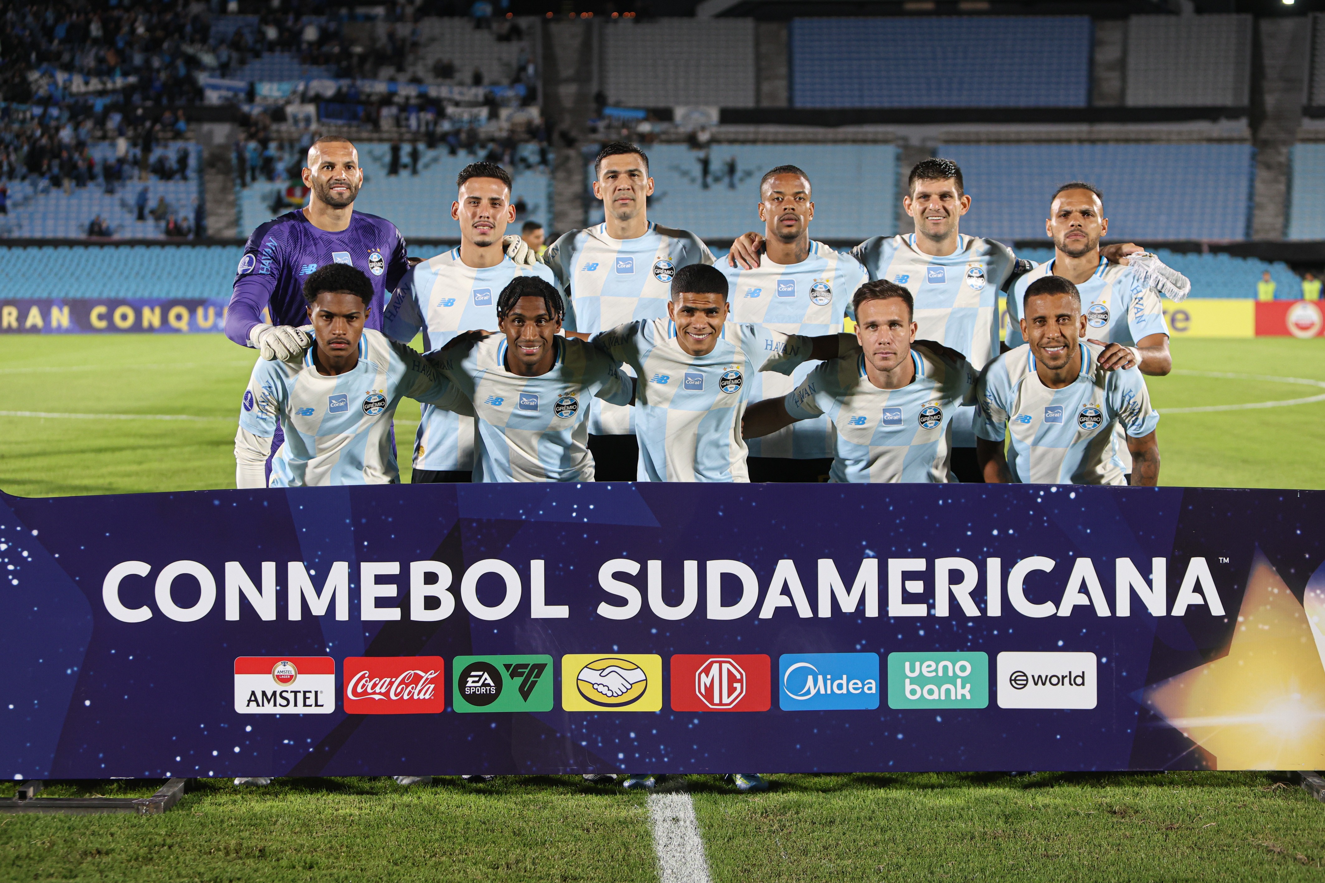 Grêmio enfrenta o Deportivo Riestra em jogo decisivo pela liderança do Grupo F da Sul-Americana